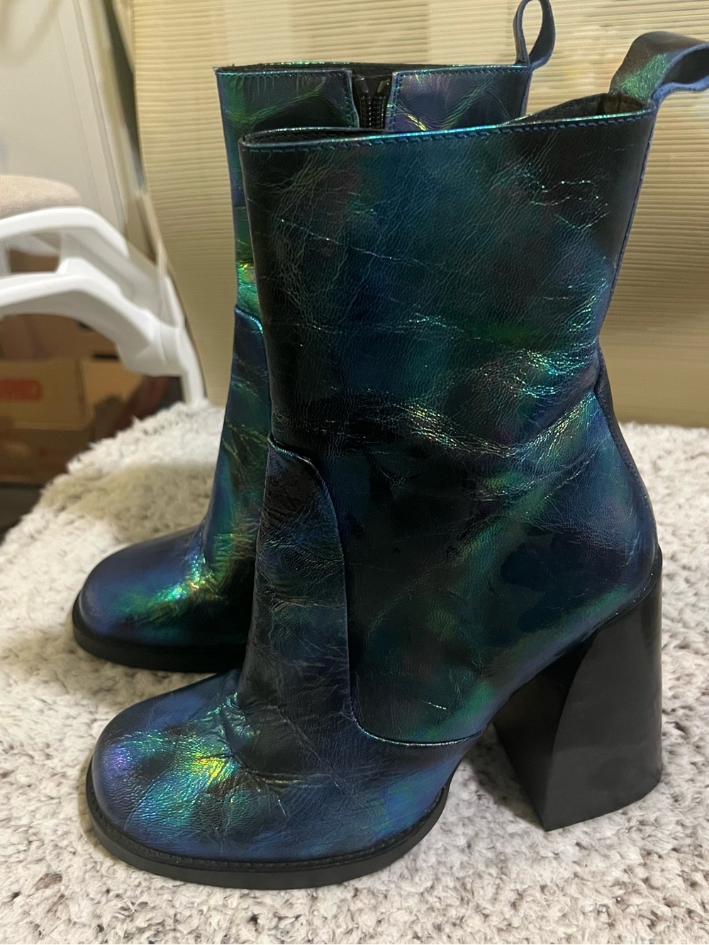 L'INTERVALLE Metallic Blue-Green Ankle Boots with Block Heel - Picture 4 of 7